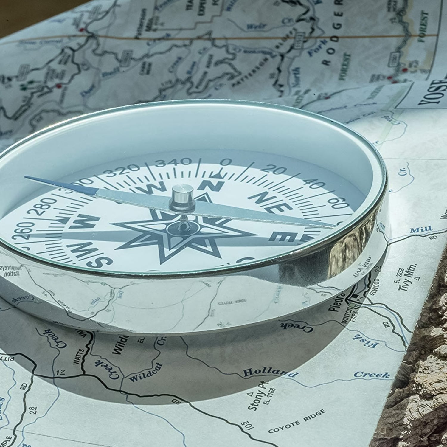 Handheld Large Compass for direction and Navigation (80 MM / 3 Inch / 1 Pc) Handheld Large Compass for direction and Navigation (80 MM / 3 Inch / 1 Pc)